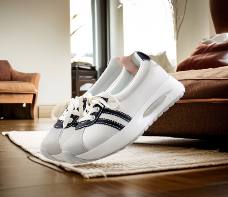 おしゃれなローファータイプスニーカー