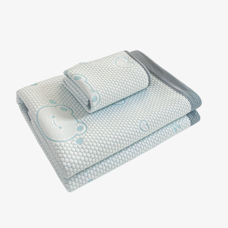 Wasserdichte Picknickmatte mit niedlichem Bären