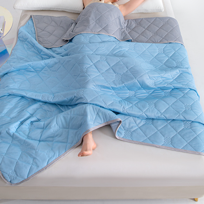  夏季シンプルなエアコン用掛け布団