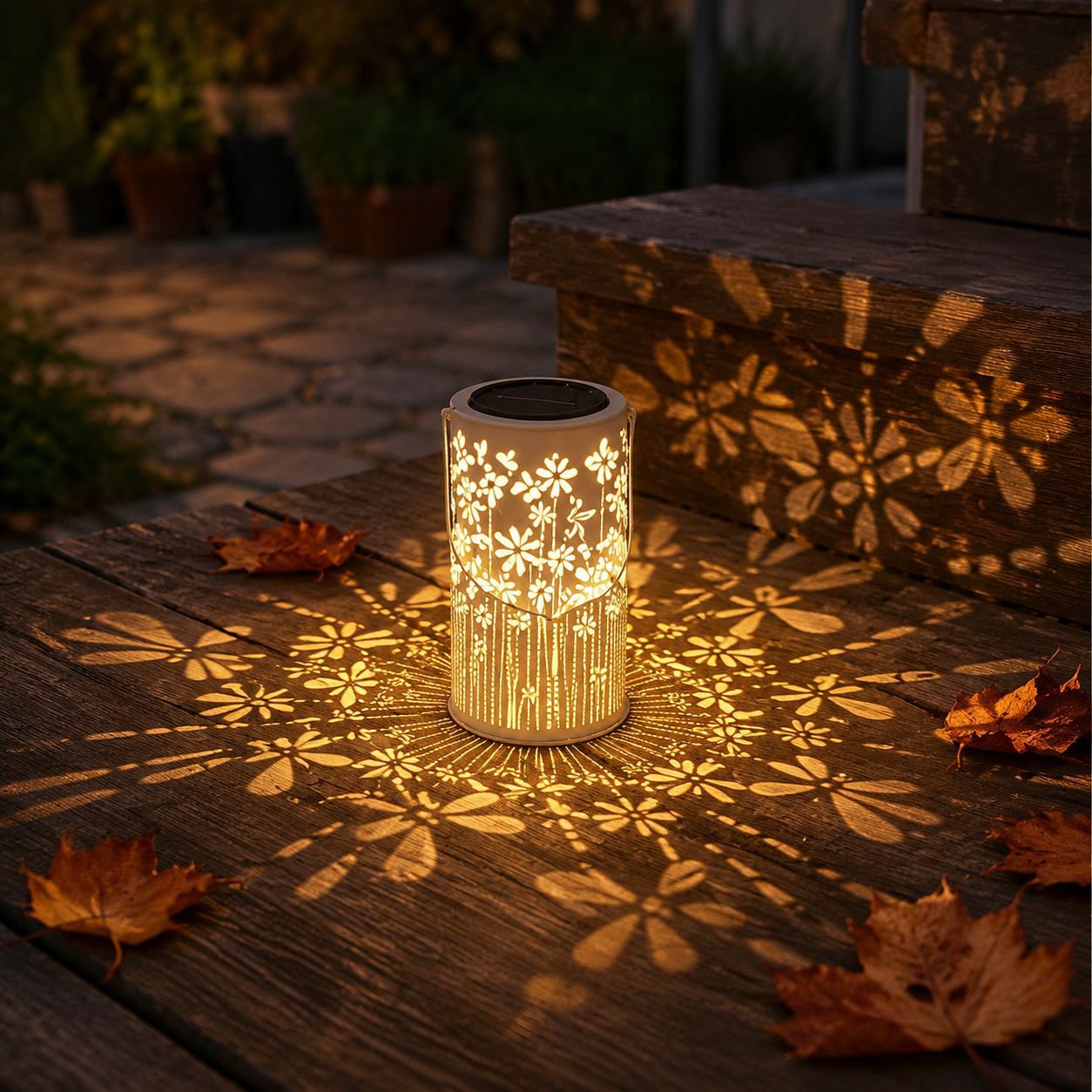 Solar-powered dragonfly night light, outdoor courtyard waterproof decoration, balcony garden landsca