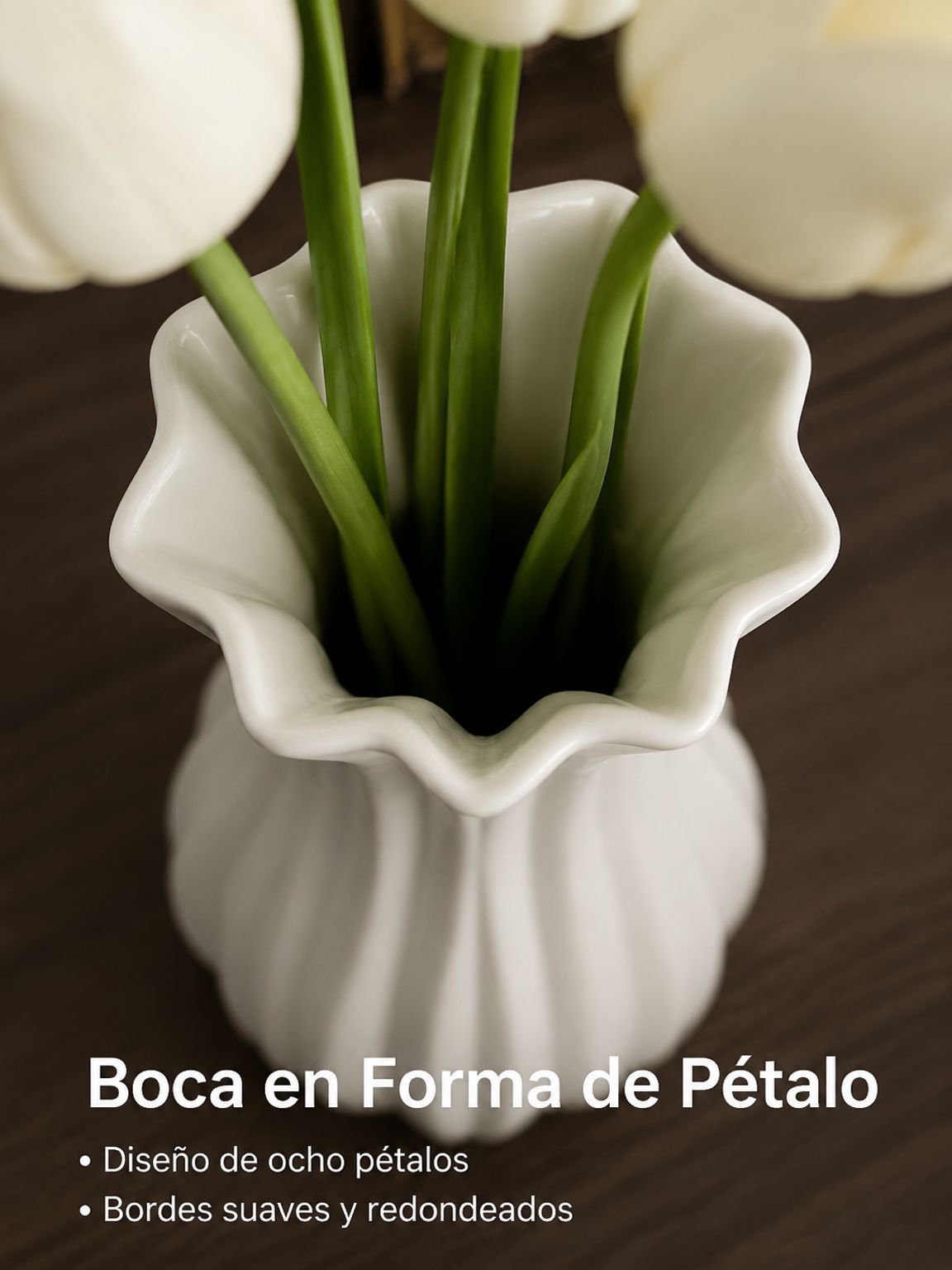 Maceta decorativa de plástico con flores sintéticas