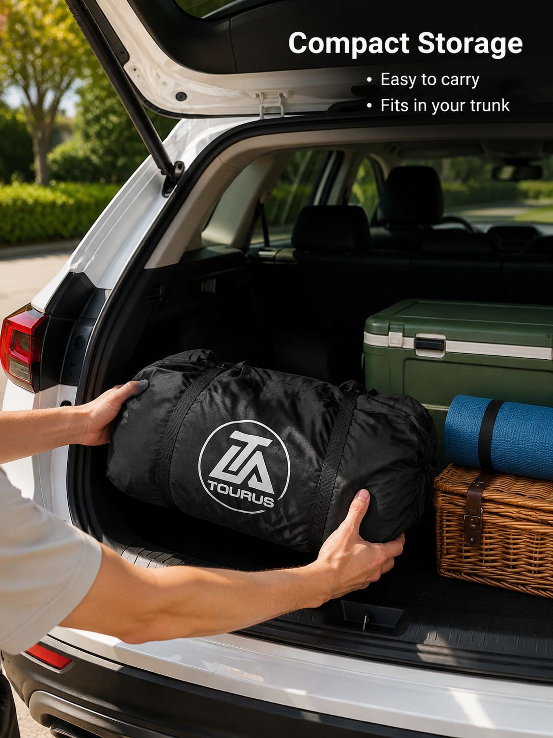 Comfortable and roomy outdoor camping tent