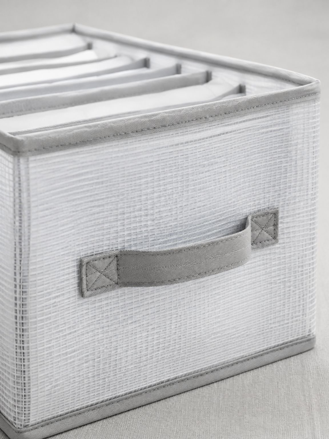 Transparent PP Drawer Organizer with lightweight and sturdy design