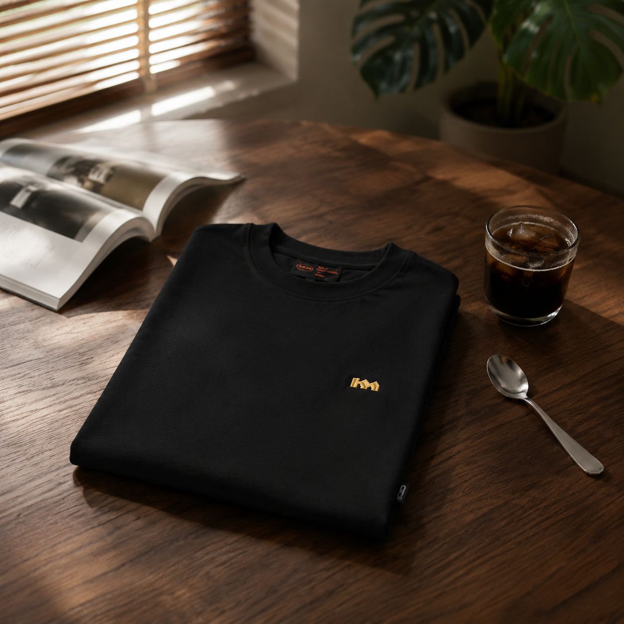 ゆったり小ロゴ刺繍半袖Tシャツ 230g 