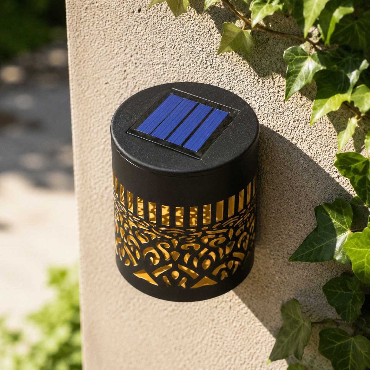 Mandala decorative solar lamp for patio lighting