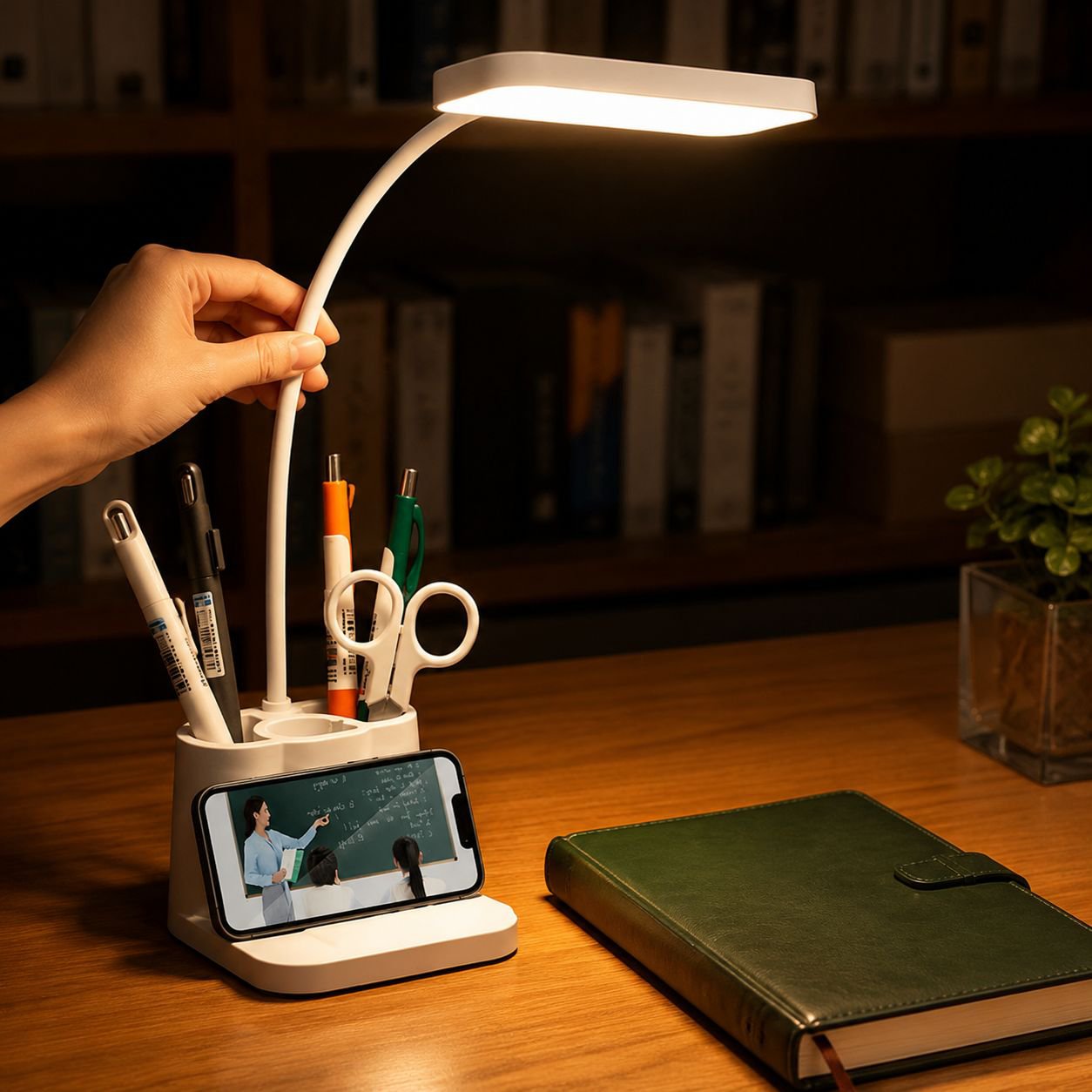 Dormitory Multifunctional Desk Lamp with Pen Holder and Eye Protection, Rechargeable