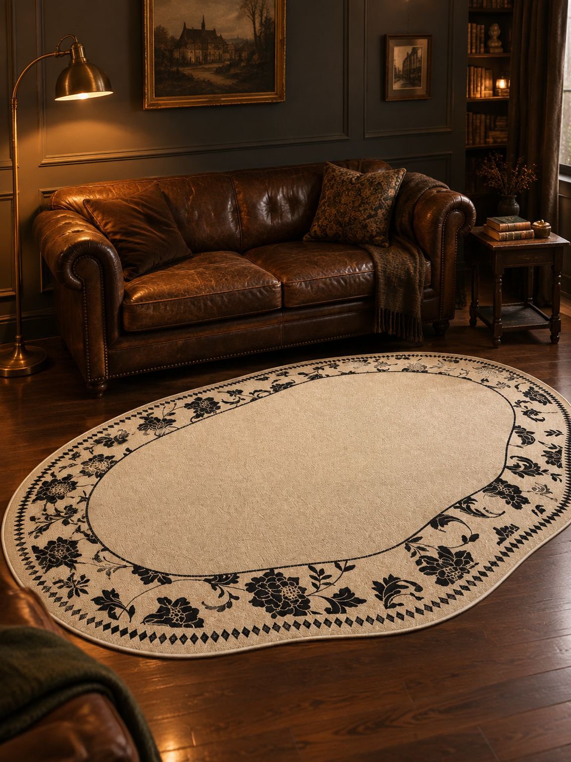 Französischer Vintage-Sofa-Teppich in unregelmäßiger Form