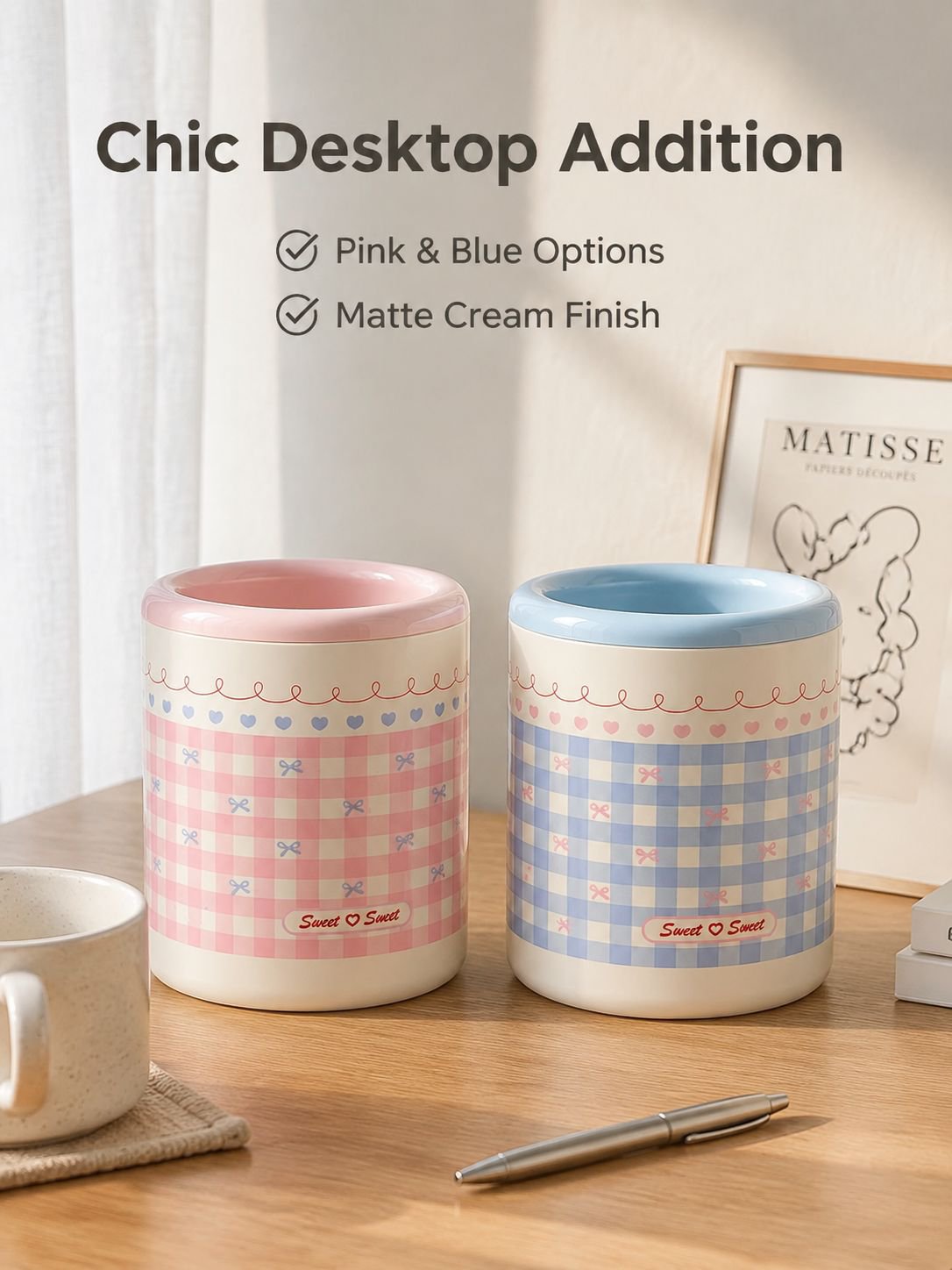 Cute Mini Desktop Trash Bin