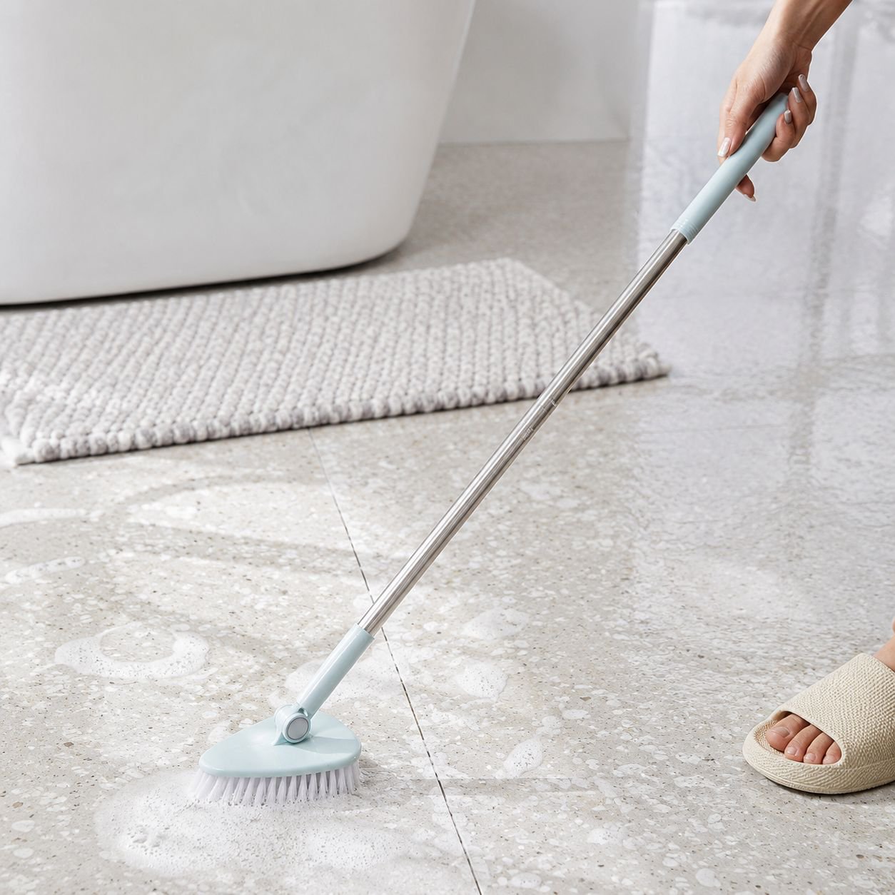 Bathtub and floor cleaning brush for home and commercial use