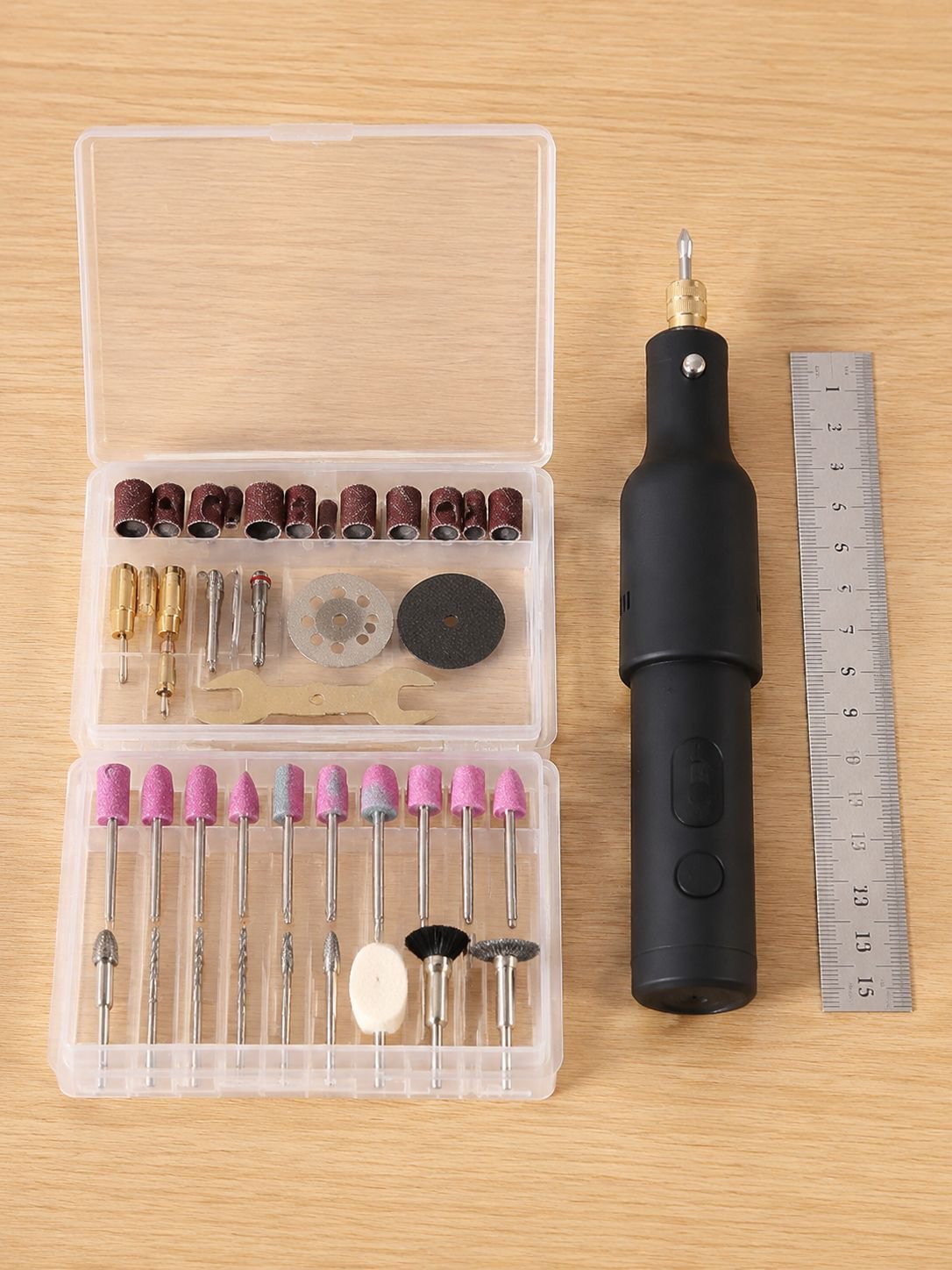 Mini hand-held electric polisher for woodworking