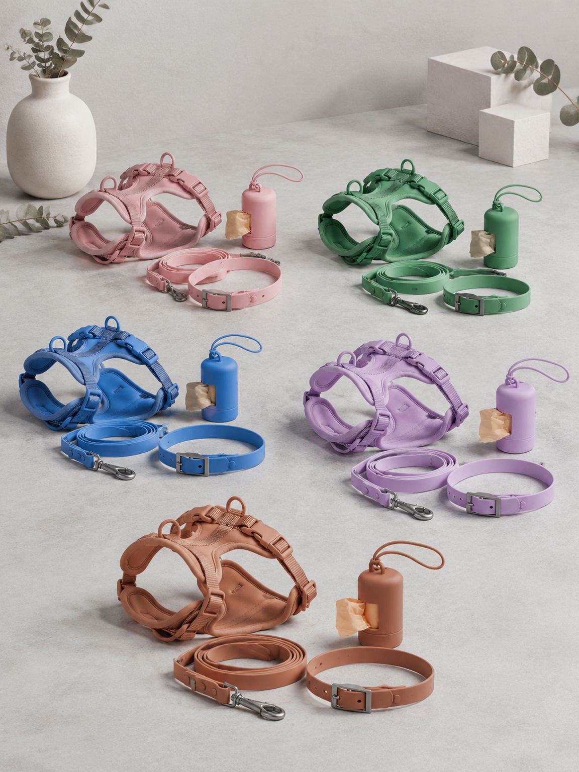 Waterproof dog leash and adjustable collar set