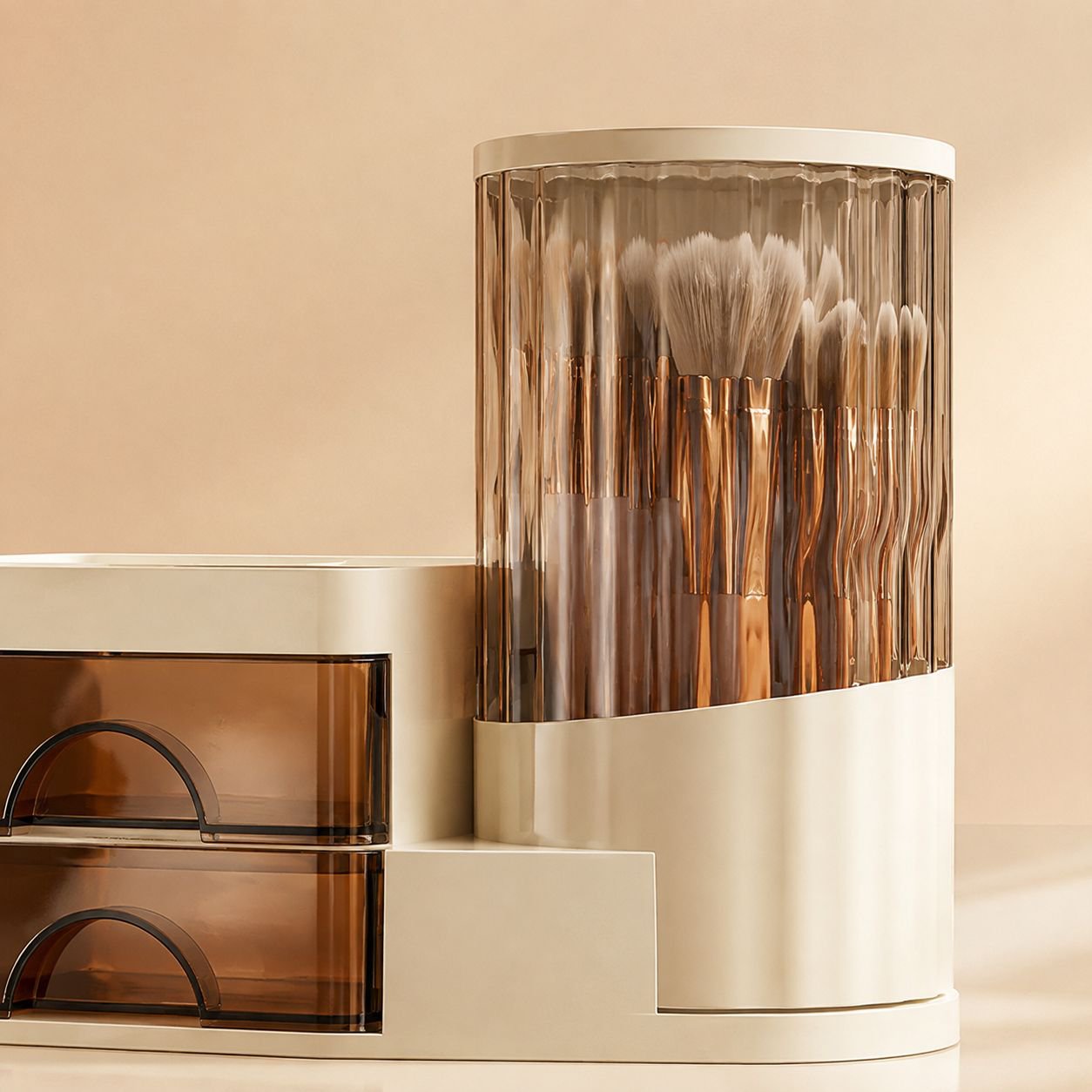 Makeup organizer box with dust-proof lipstick rack