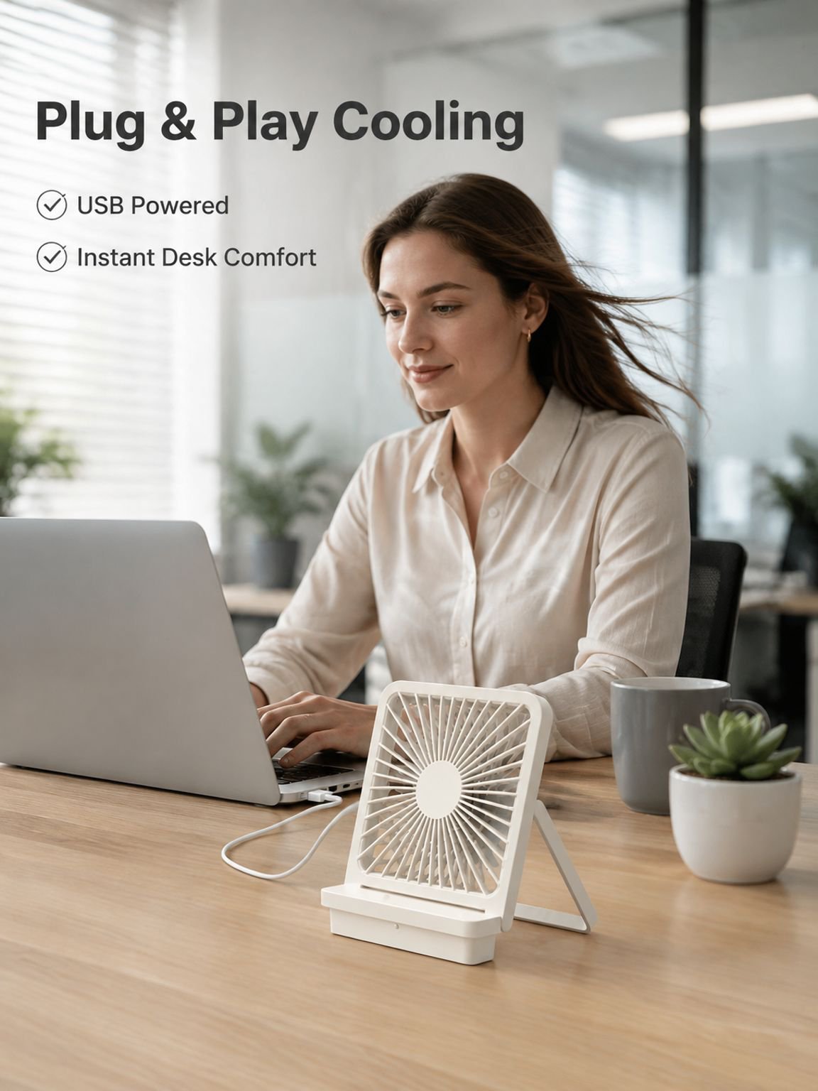 Mini portable desktop fan