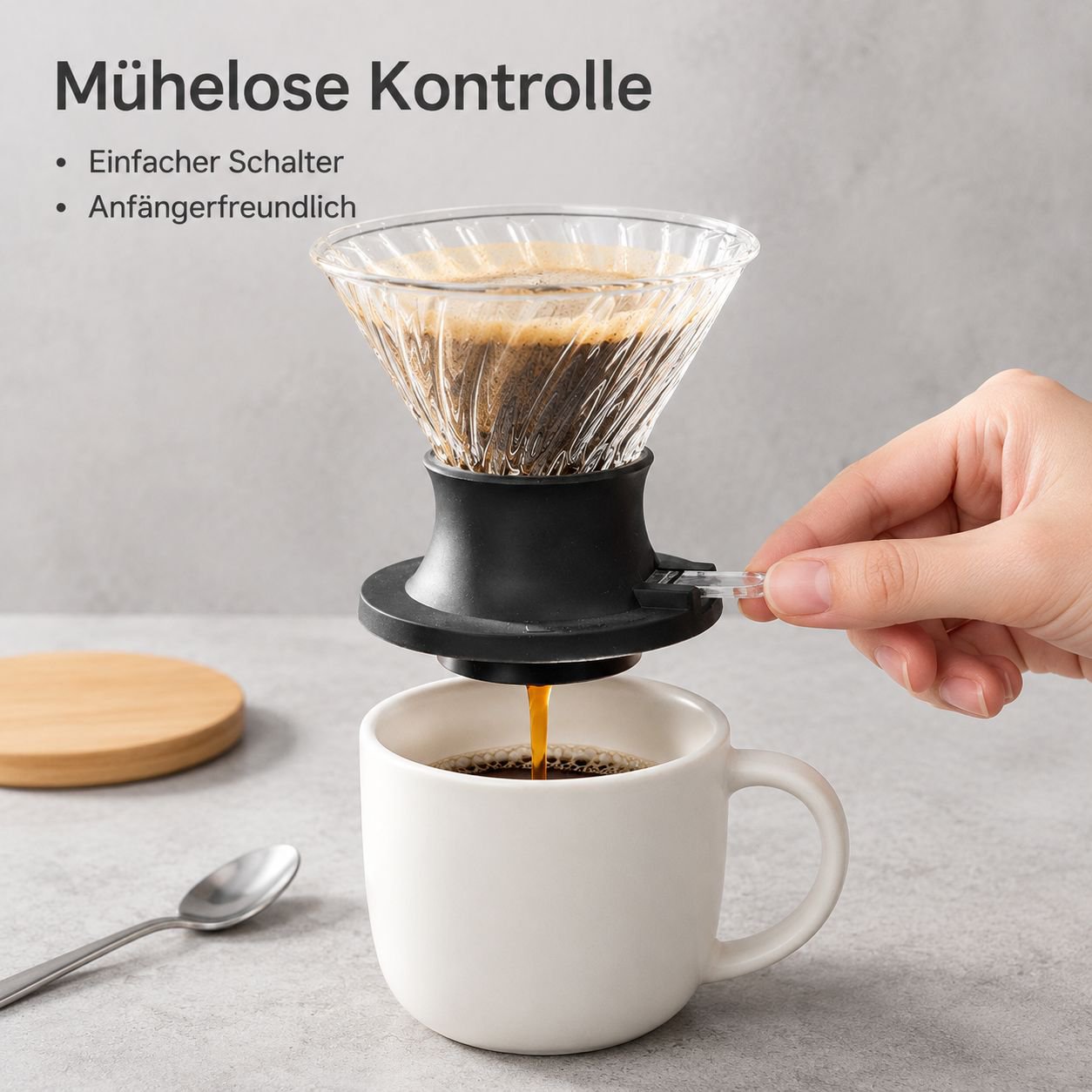 Handfilter-Kaffeebereiter mit Karaffe