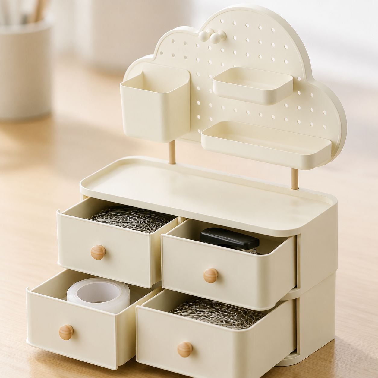 Sturdy storage rack for keeping workspace tidy