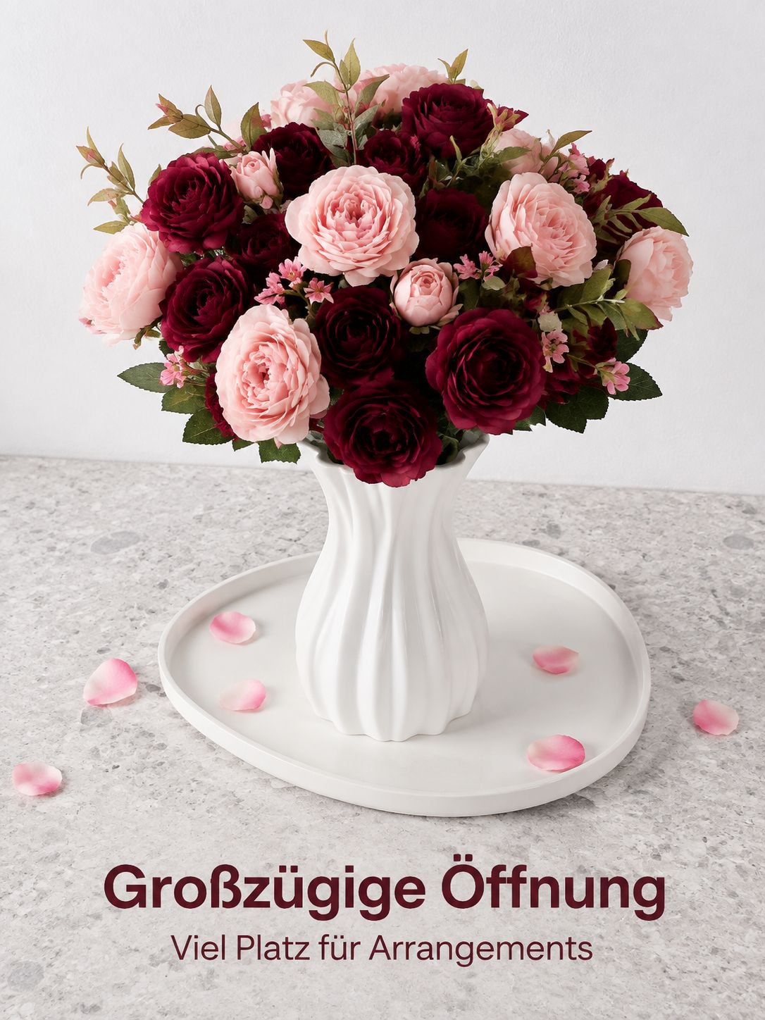 Bodenvase im französischen Stil, Plastikvase, Blumentopf, künstliche Blumen, Vintage-Wohnaccessoire.
