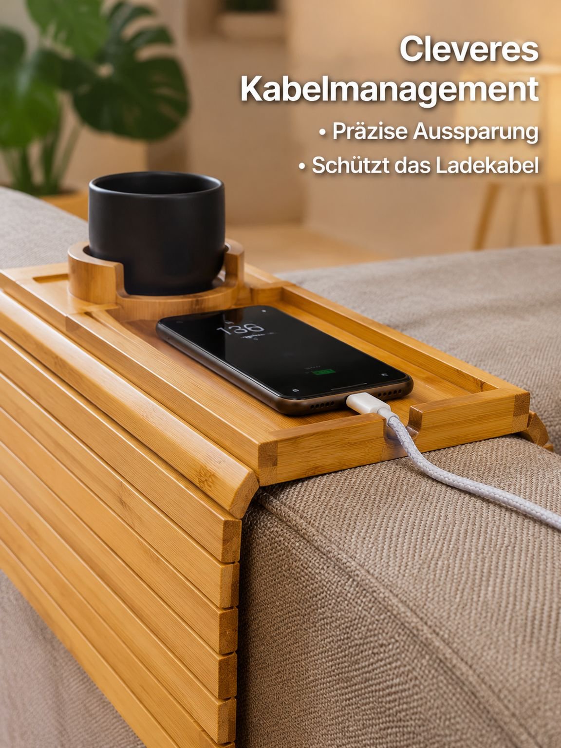 Elegantes Klapptablett aus Holz, geeignet für Sofas