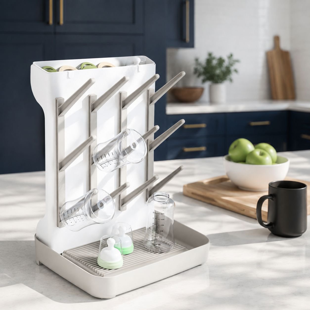 Easy-to-clean baby bottle drying stand