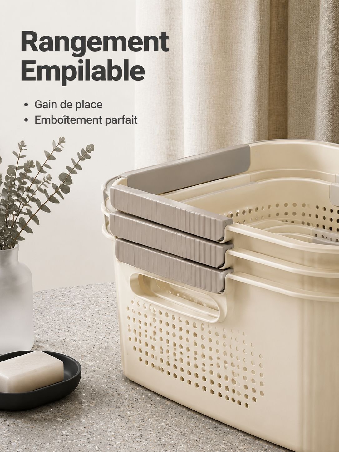 Panier à linge sale dans la buanderie moderne