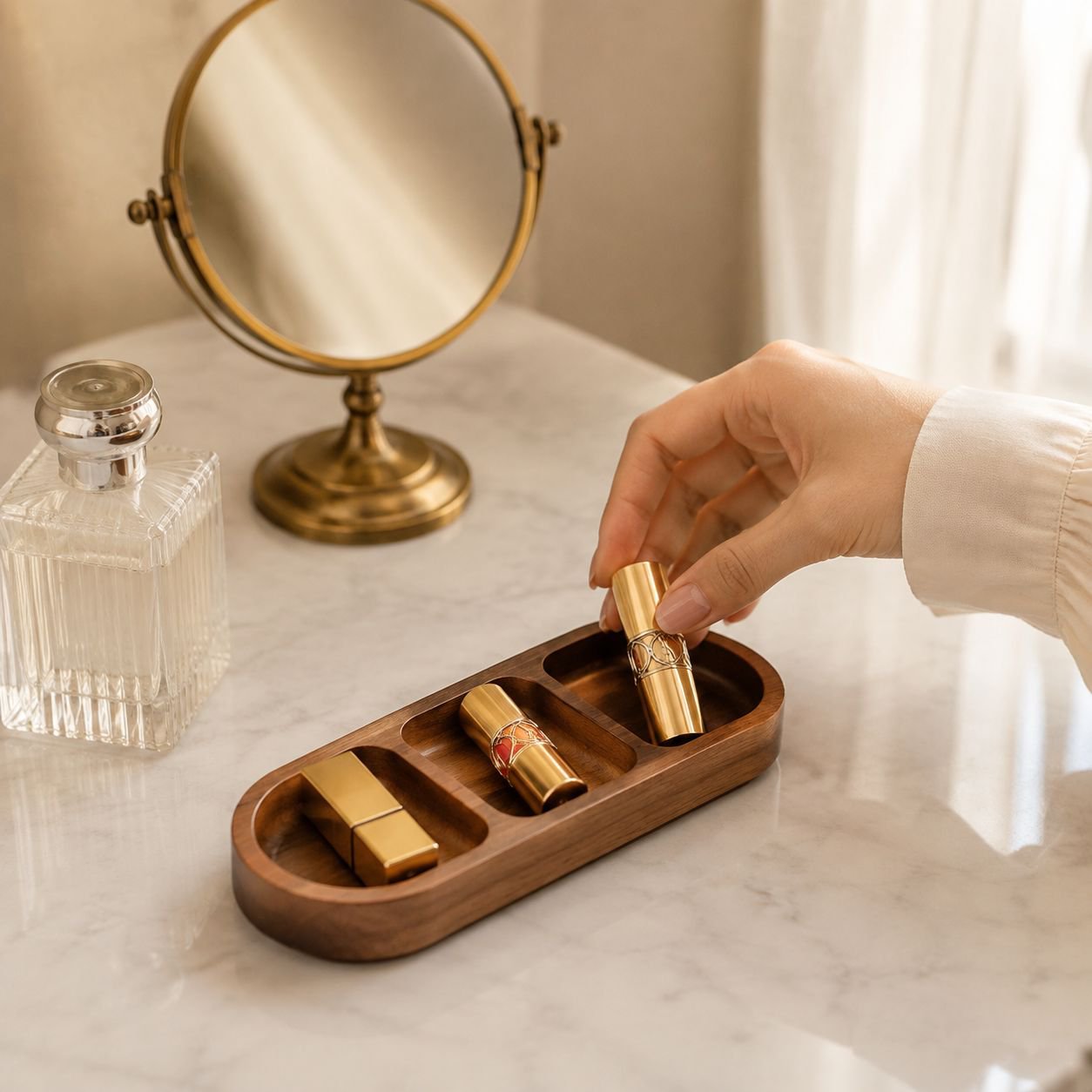 Organisateur de maquillage en bois moderne