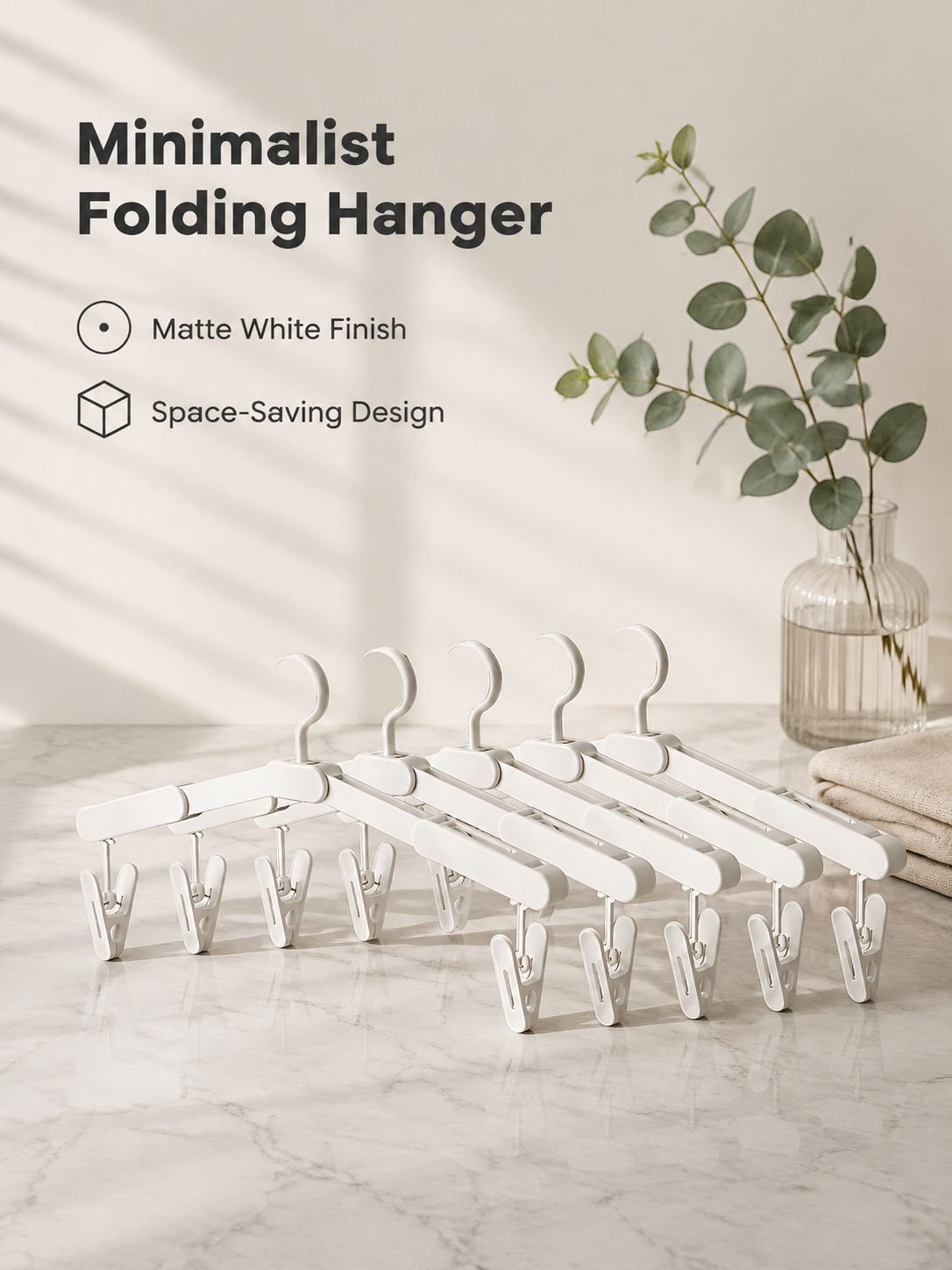 Seamless folding clothes hanger