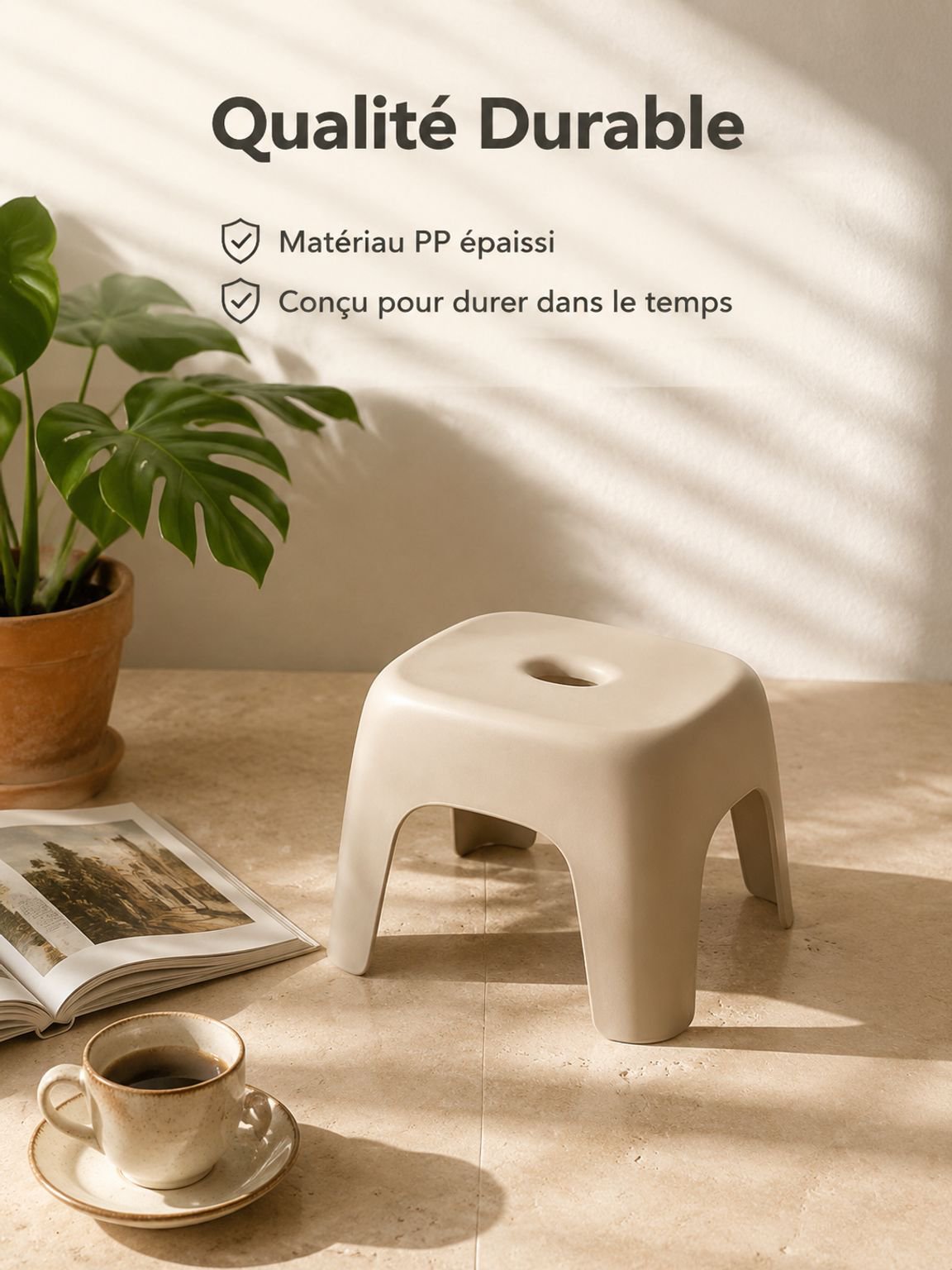 Tabouret antidérapant utilisé comme assise d’appoint à la maison