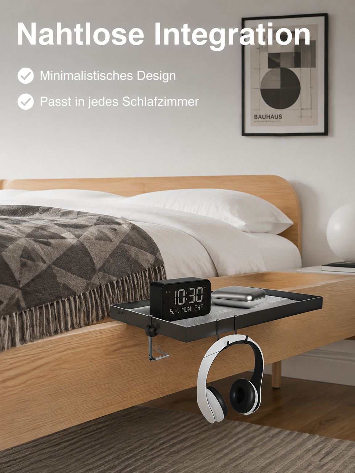 Bett-Side Organizer mit Clip am Bett befestigt