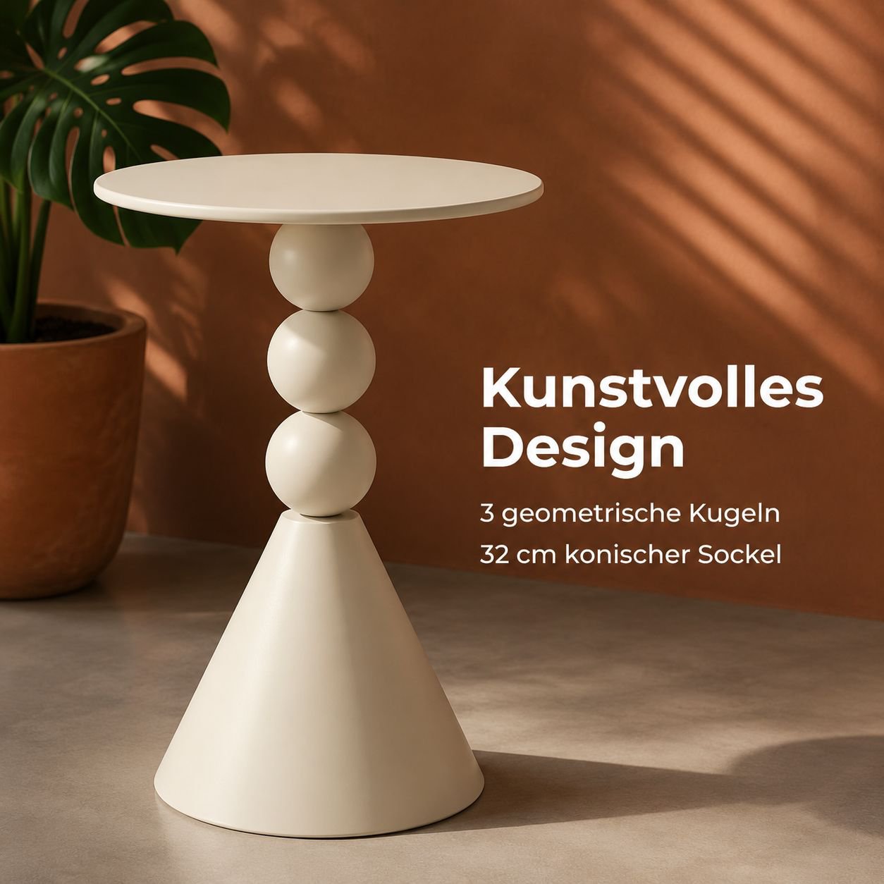 cremefarbener Sofa-Beistelltisch