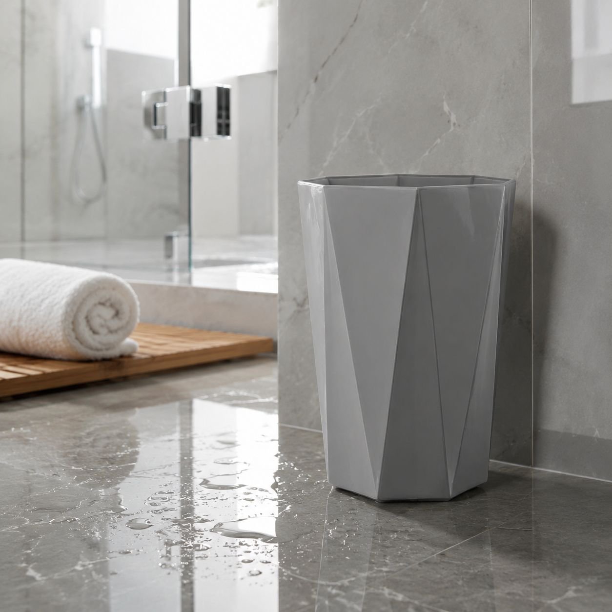 Spacious garbage bin perfect for home organization