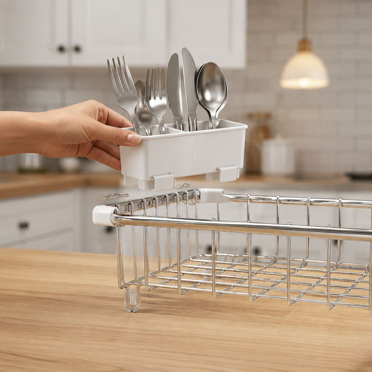 Versatile kitchen storage rack for dishes and cutlery