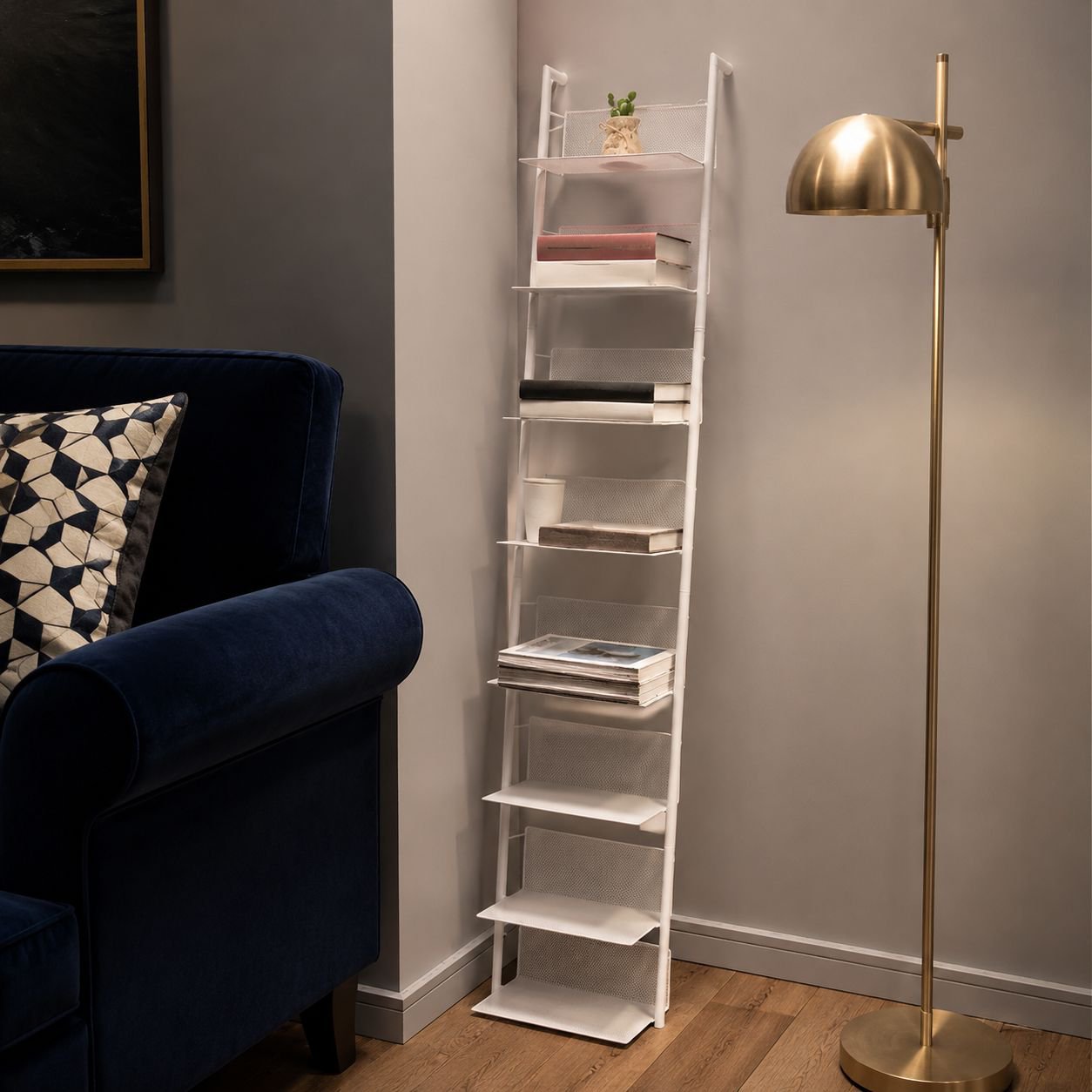 Multifunctional Newspaper and Magazine Display Rack
