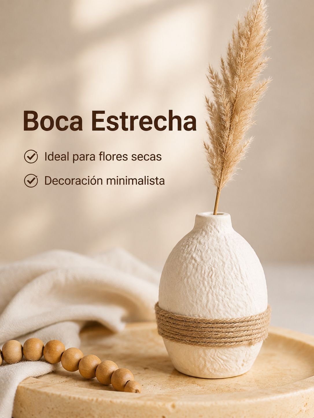 Jarrones de cerámica con diseños creativos para la decoración del hogar.