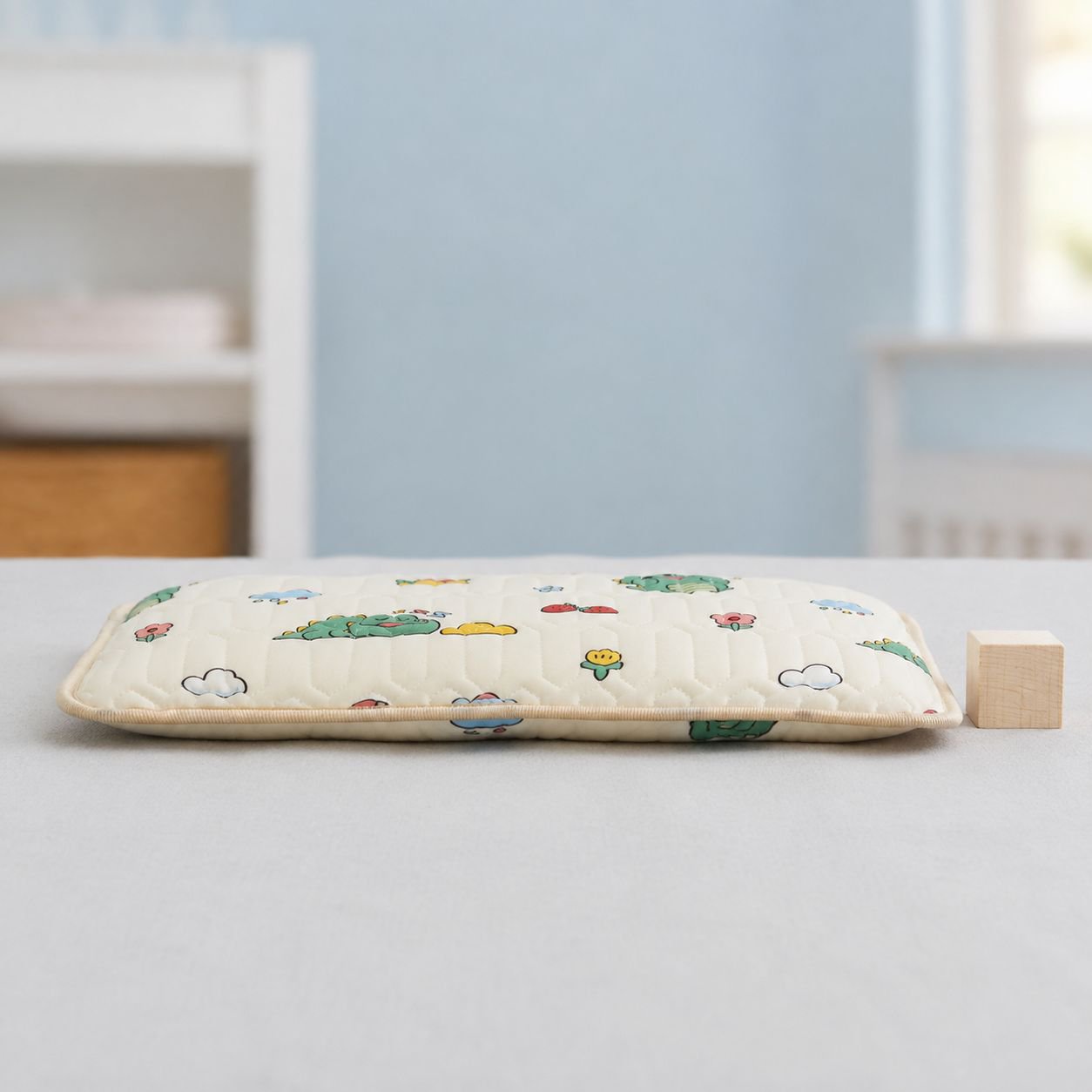 Baby Pearl Floral Latex Pillow with Pillowcase