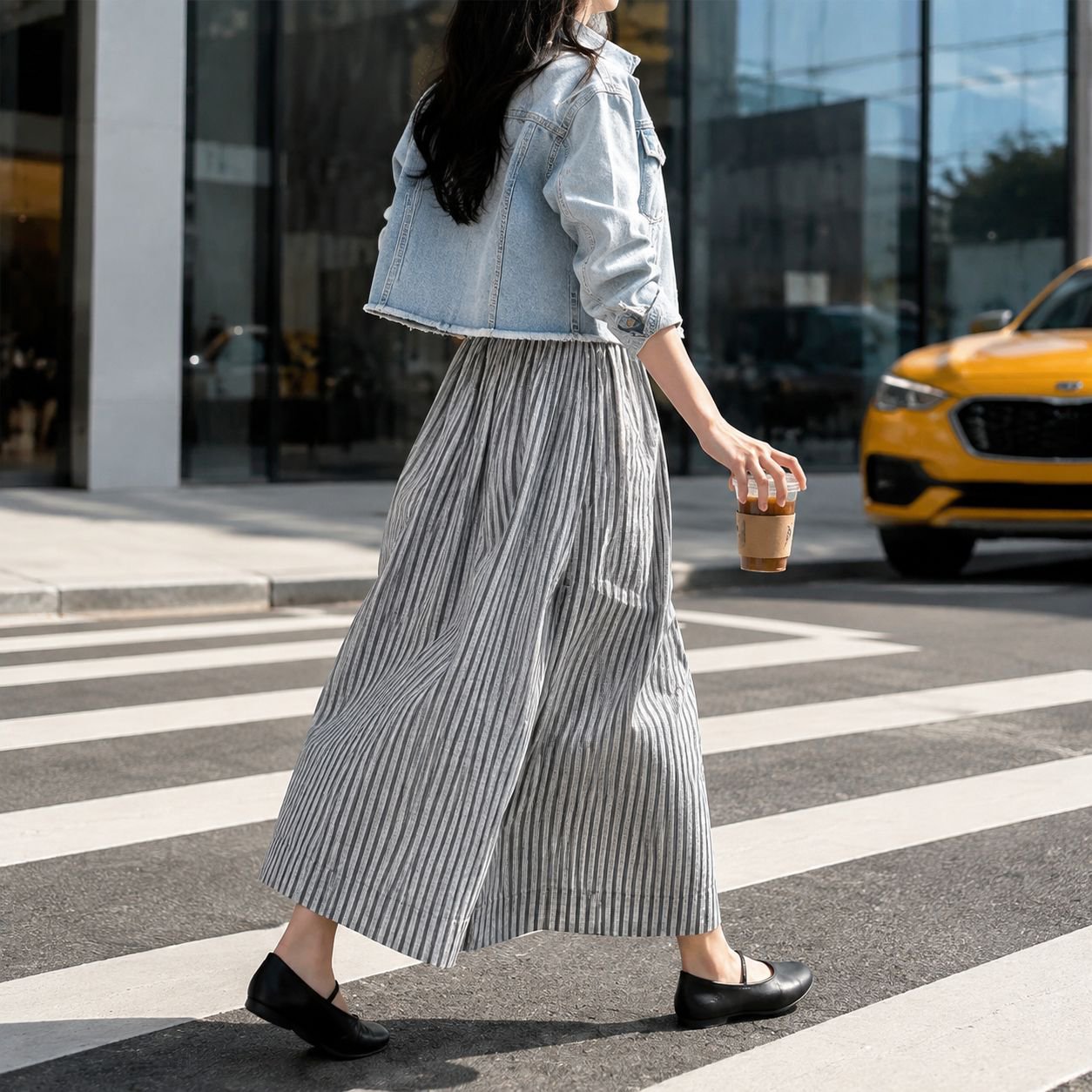 데일리룩에 잘 어울리는 여성 와이드 바지