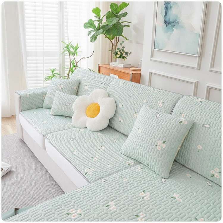Non-slip Ice Silk Latex Sofa Mat, All-Season Use