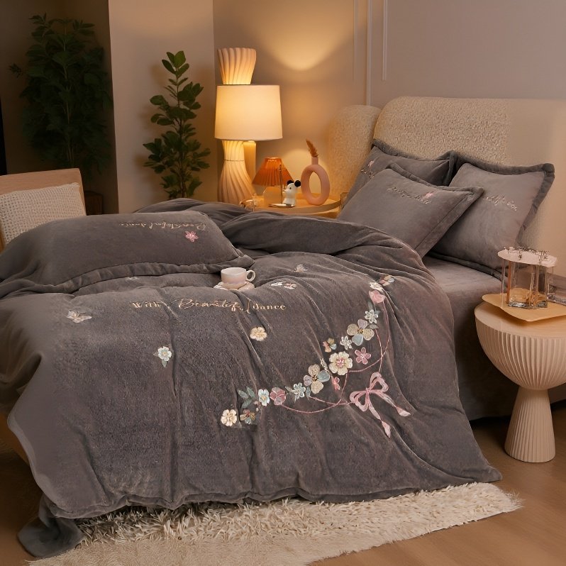 Floral Embroidery Four-Piece Set