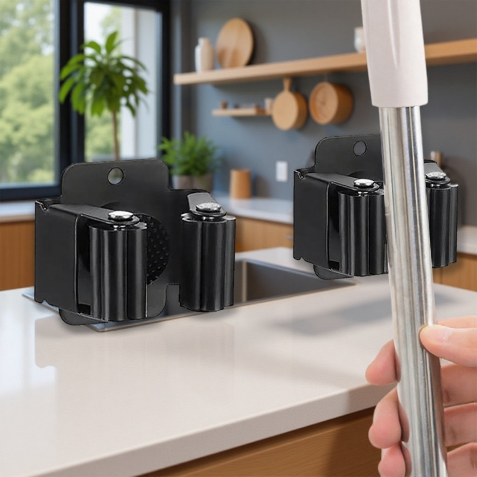 浴室用壁掛け・穴あけ不要モップホルダー 多機能フック付き