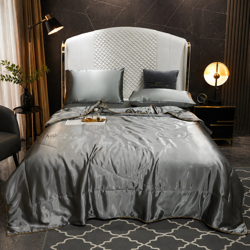 Silk Quilt Cover