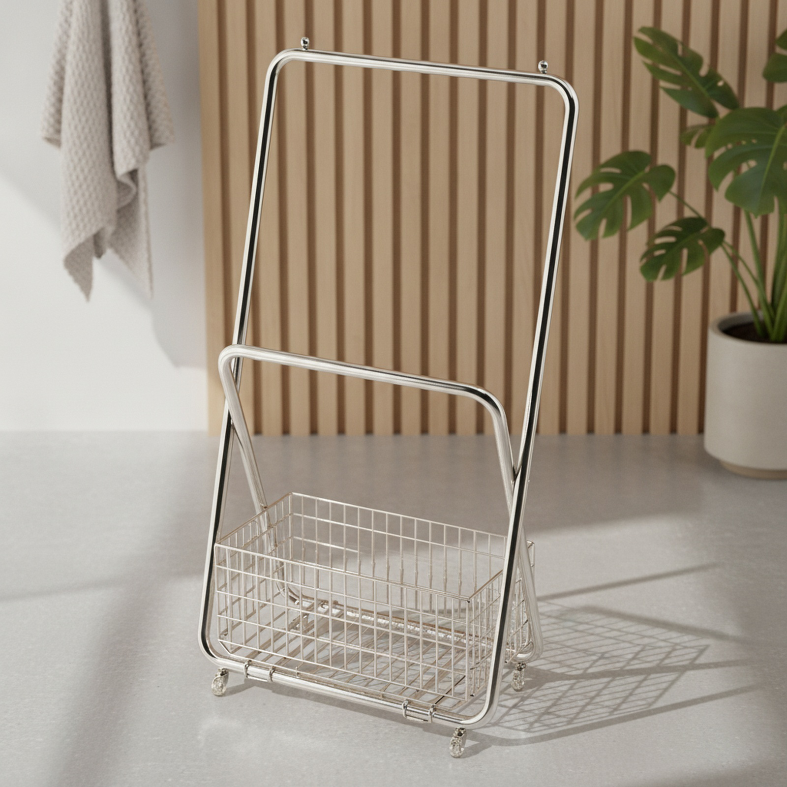 Rolling garment rack with spacious hanging space