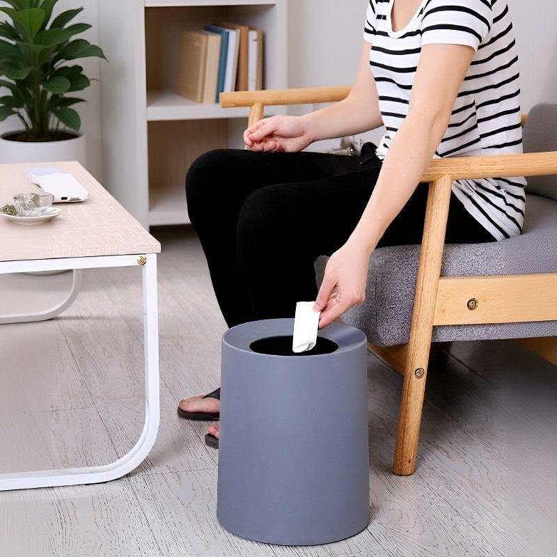 Diseño elegante de papelera para interiores