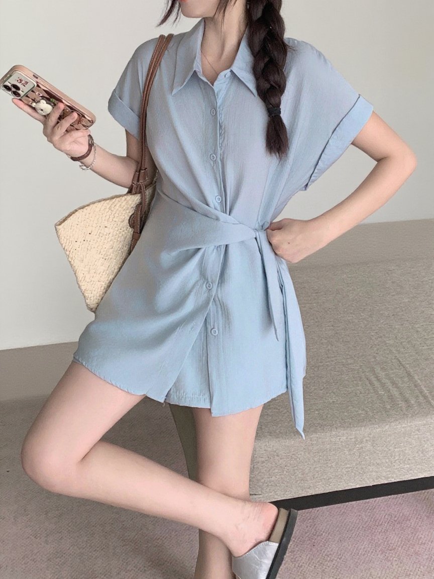 반팔 셔츠와 반바지 세트 코디