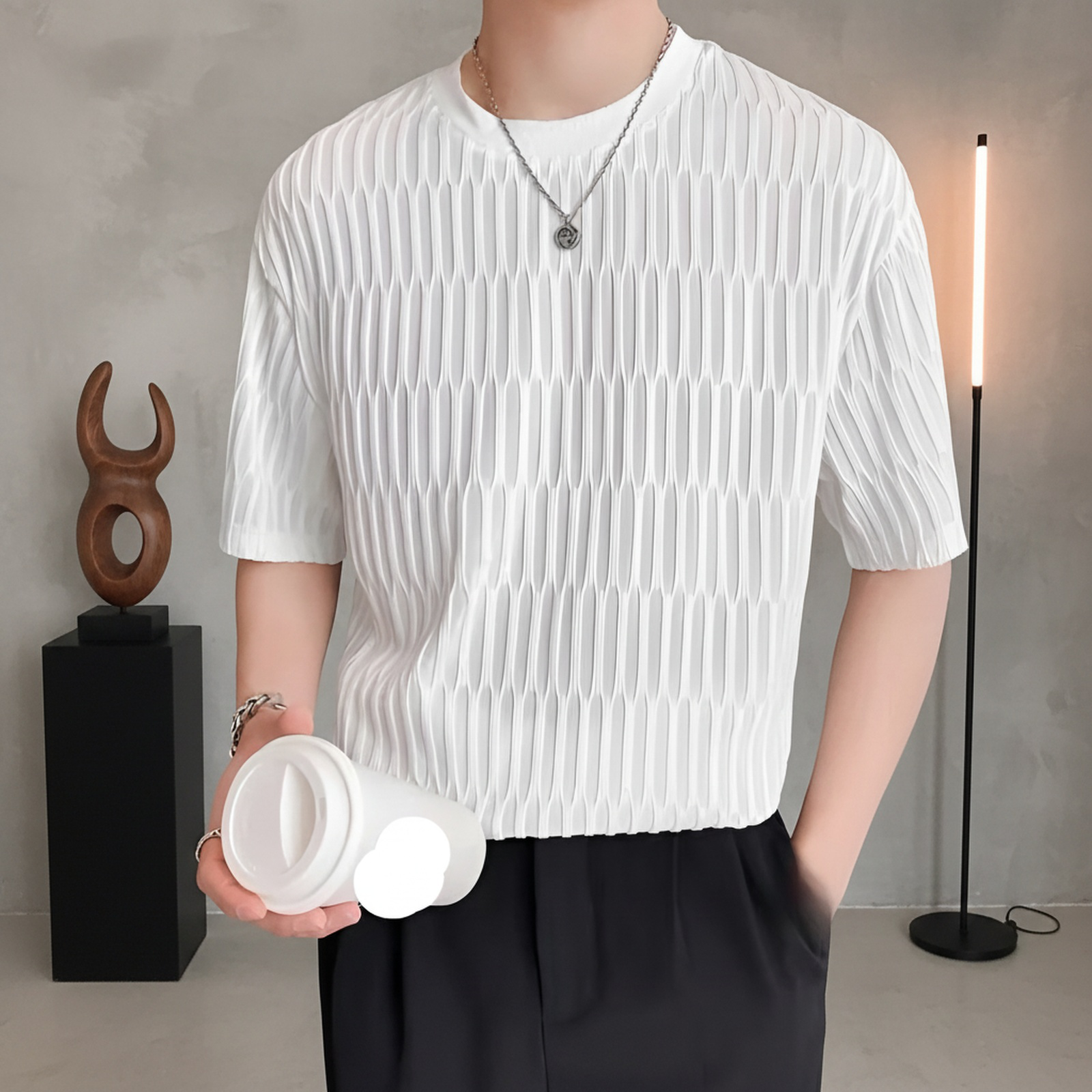 アイスシルクデザインメンズ半袖Tシャツ、夏のトレンドスタイル、軽やかで快適