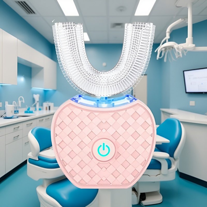 Appareil de soin dentaire avec technologie ultrasonique et lumière froide