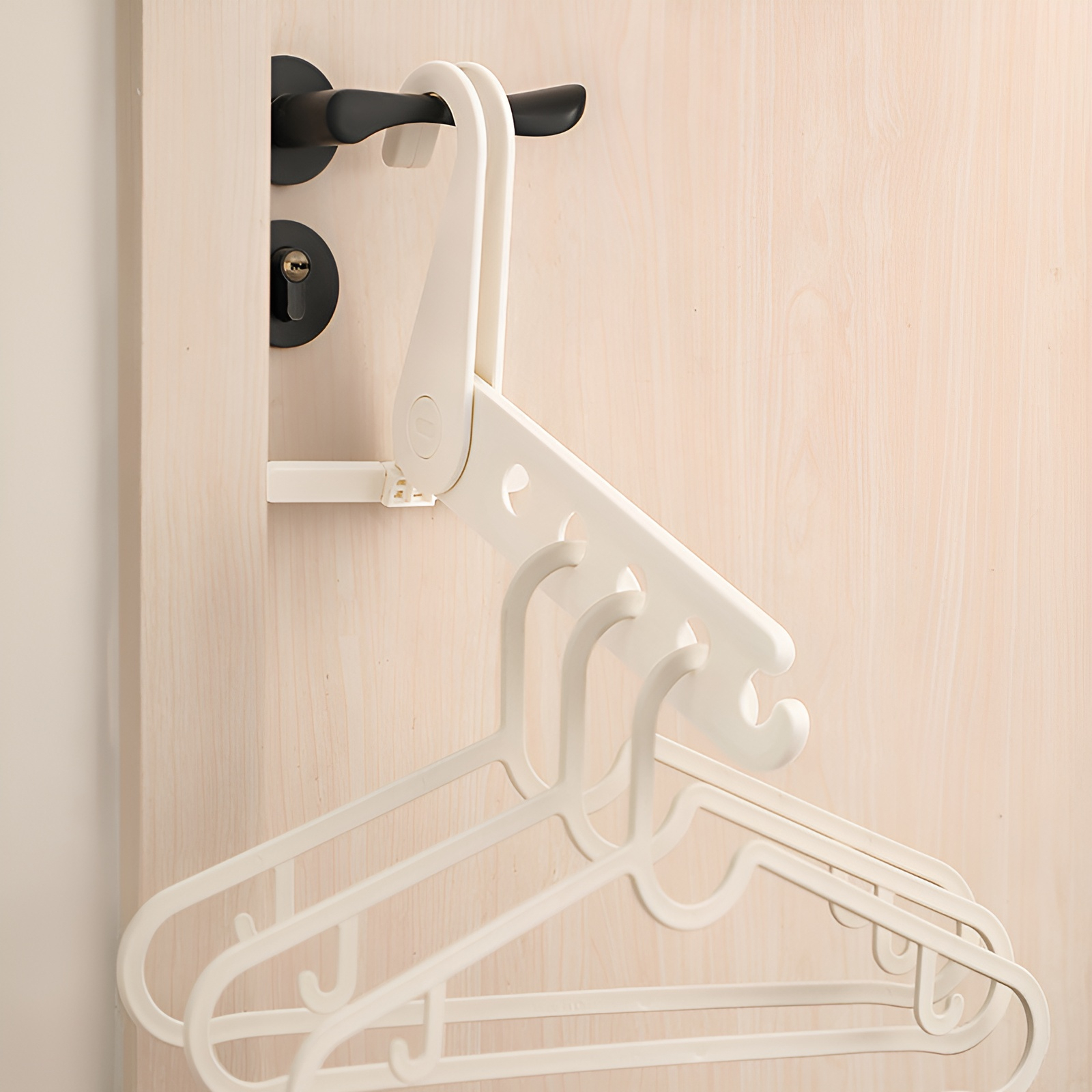 Foldable travel hanger household clothes hanger portable travel hotel multifunctional clothes drying