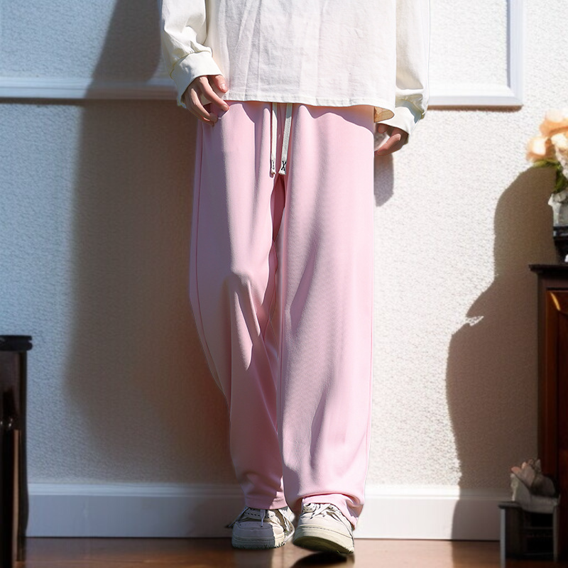 트렌디한 남자 트레이닝 팬츠 디테일