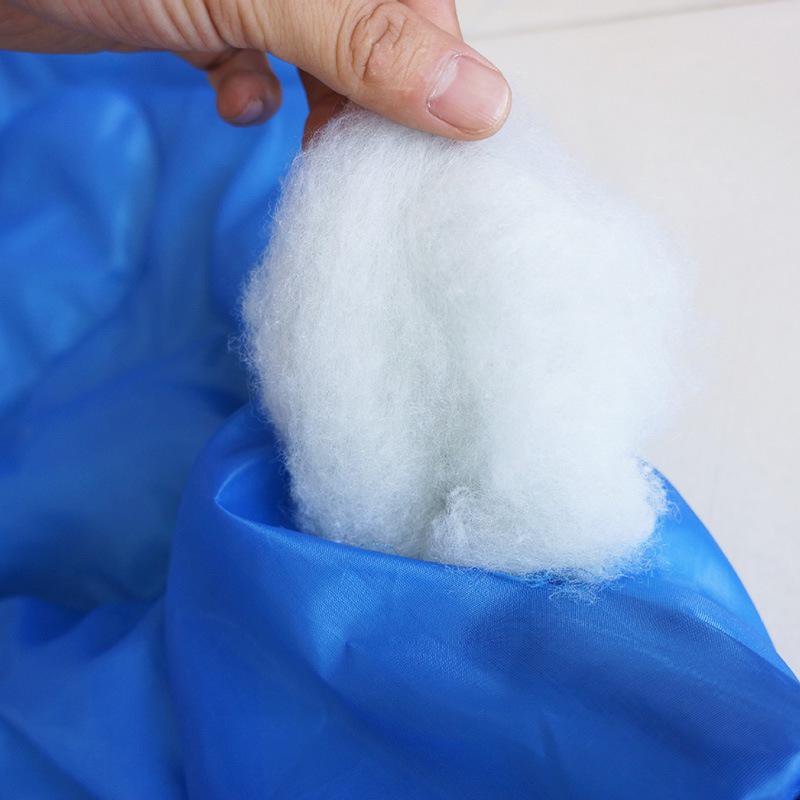 アウトドア登山用の薄型携帯寝袋