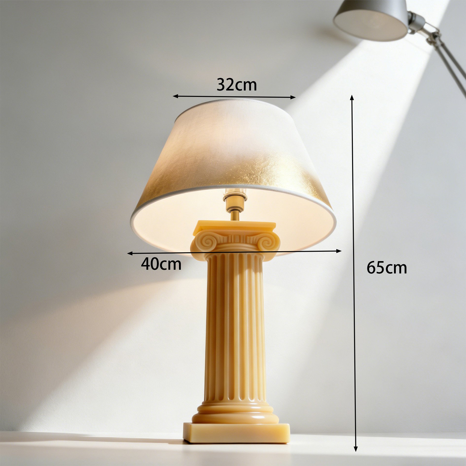 Επιτραπέζια λάμπα για διάβασμα και μελέτη