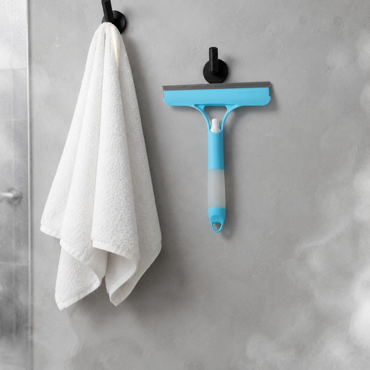 Multifunctional cleaning brush for window screens and glass