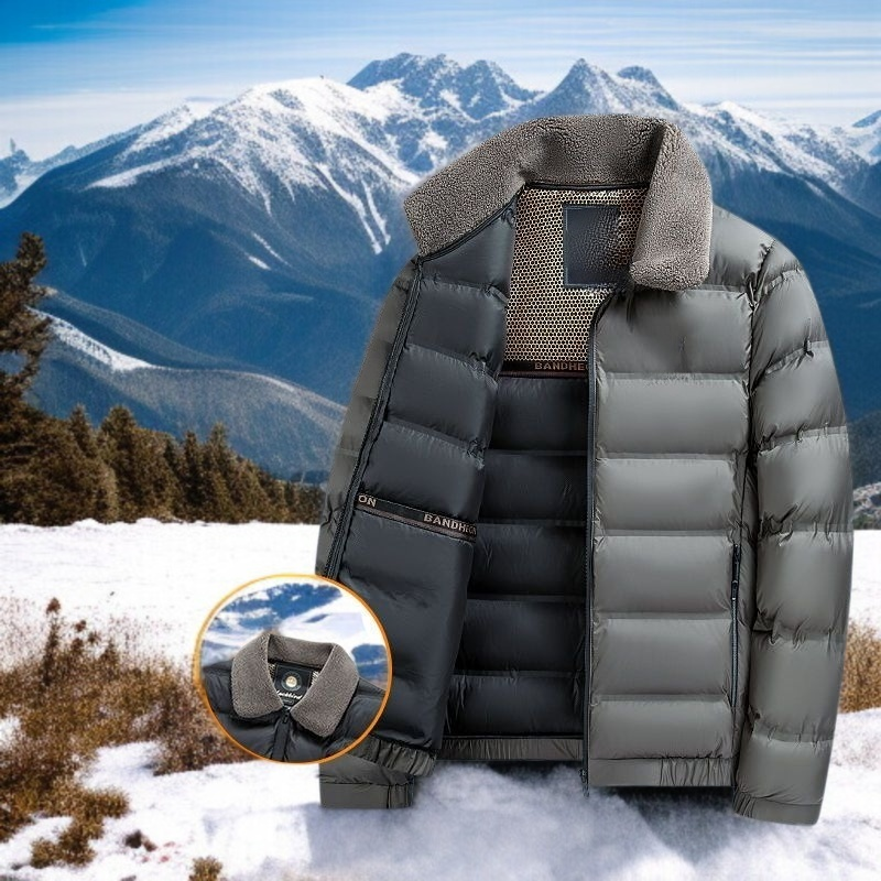 남자 겨울 비즈니스 캐주얼 퍼 칼라 패딩 착용 이미지