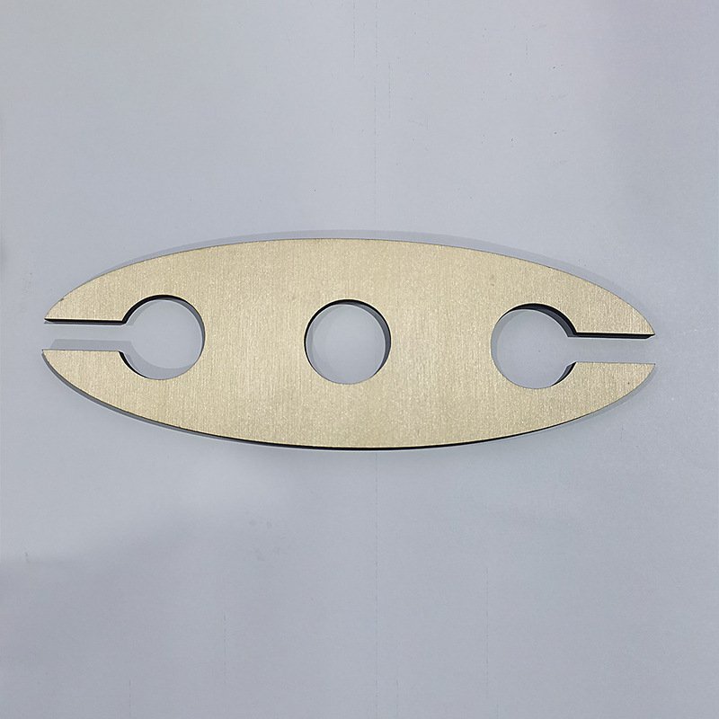 懸掛式高腳杯架